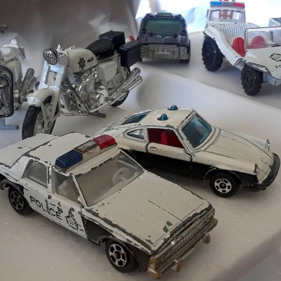 Antique Mini Police Car collection - 13 pcs - Picture 4 of 8